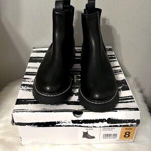 Dolce vita black bootie sz 8 nwt